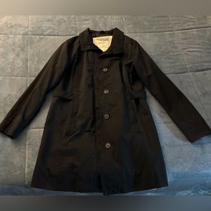 NWOT - Eddie Bauer Women’s trench coat / size L / color: black